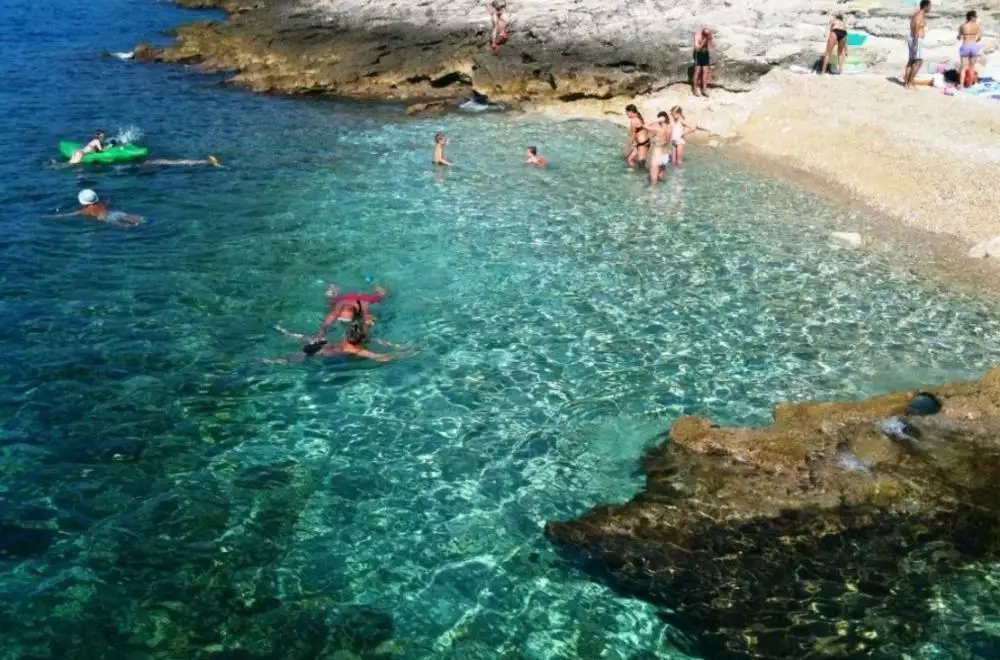 Hotels 300m² in Croatia, Hvar. Priced at 1700000€ rent photo-15