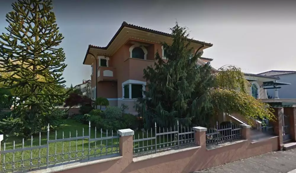 Villa 362m² in Croatia, Porec. Priced at 1195000€ rent photo-13