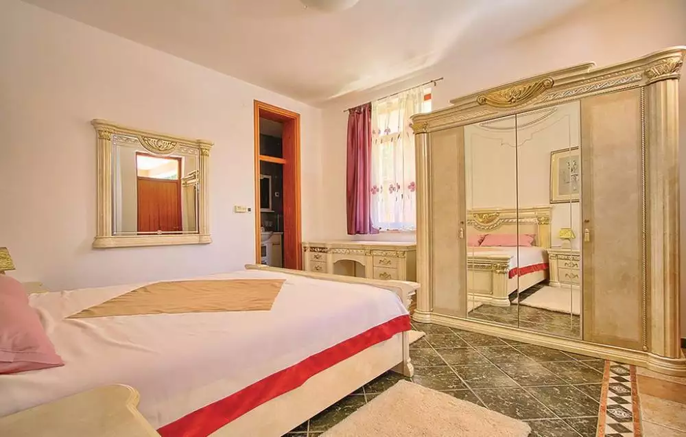 Villa 362m² in Croatia, Porec. Priced at 1195000€ rent photo-23