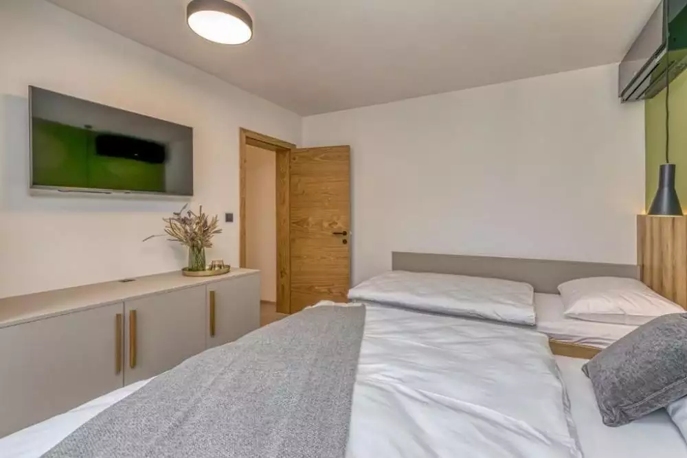 Hotels 120m² in Croatia, Vrsar. Priced at 571000€ rent photo-6