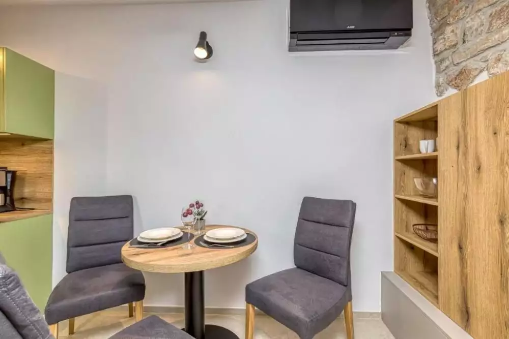 Hotels 120m² in Croatia, Vrsar. Priced at 571000€ rent photo-13