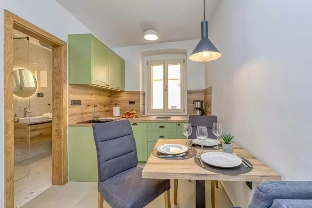 Hotels 120m² in Croatia, Vrsar. Priced at 571000€ rent photo-16