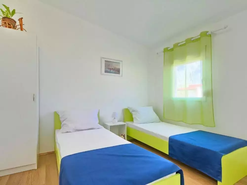 Hotels 1m² in Italy, Mutignano. Priced at 1765000€ rent photo-4