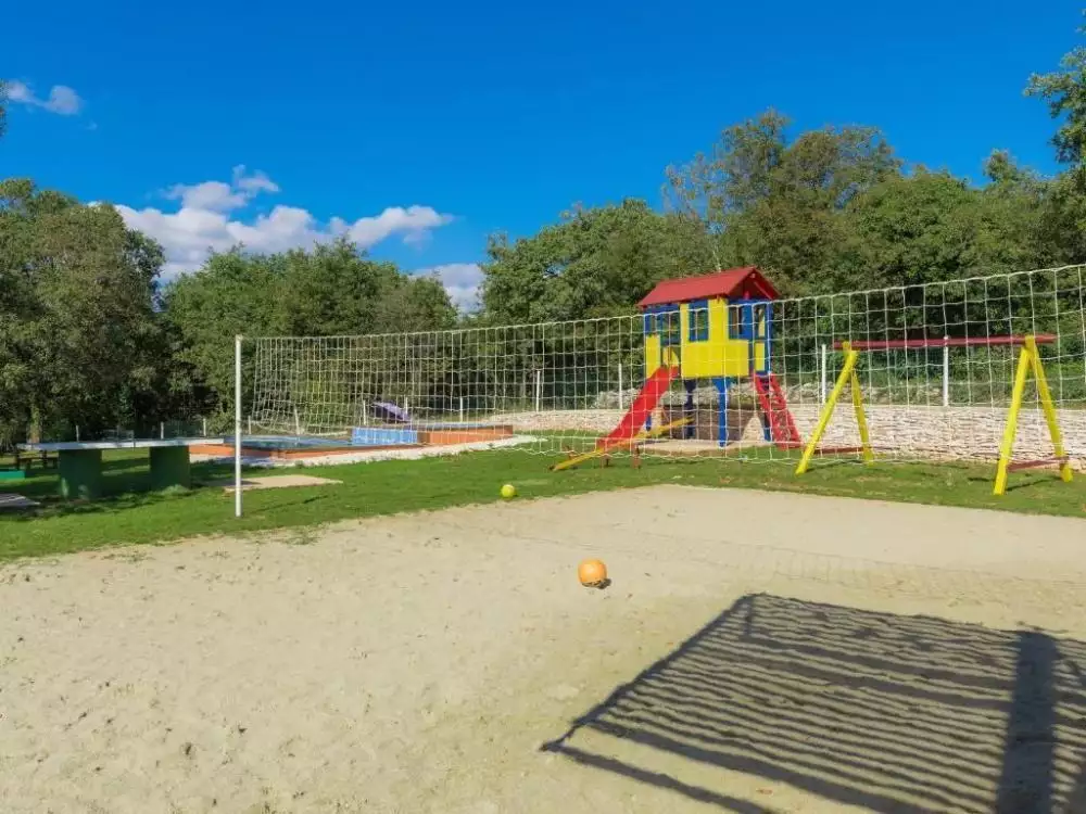 Hotels 1m² in Italy, Mutignano. Priced at 1765000€ rent photo-15