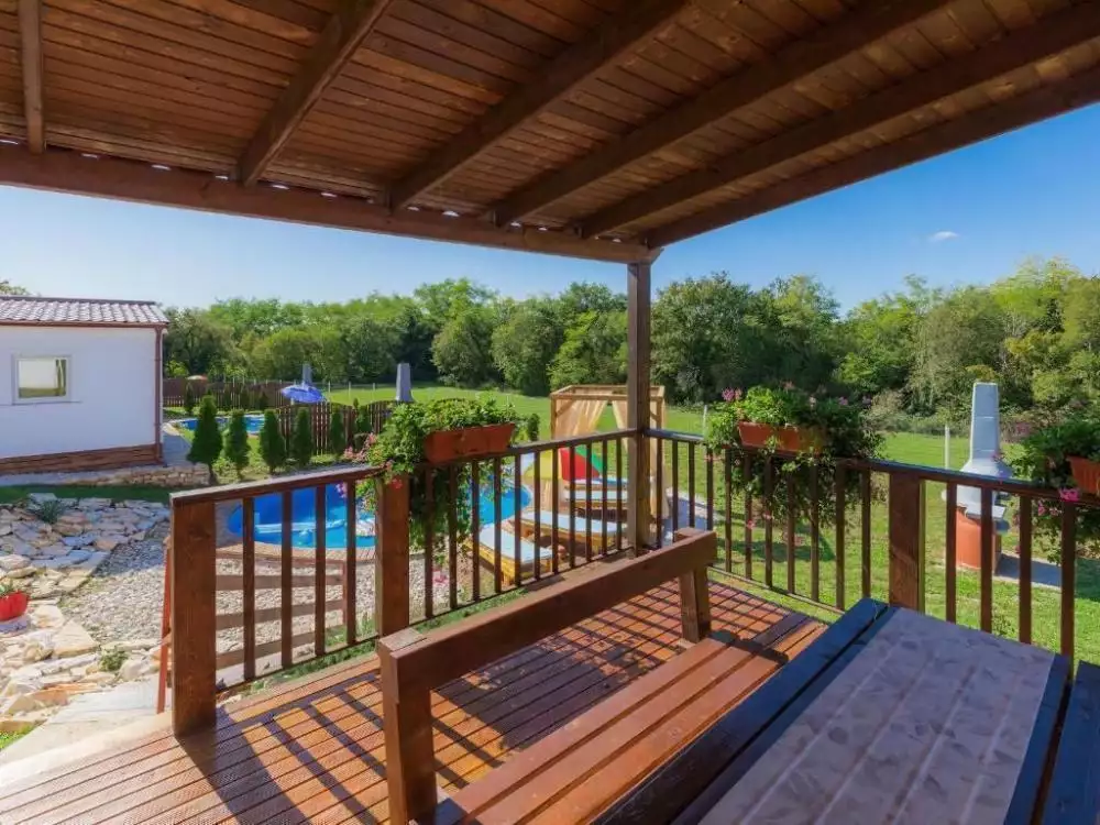 Hotels 1m² in Italy, Mutignano. Priced at 1765000€ rent photo-17
