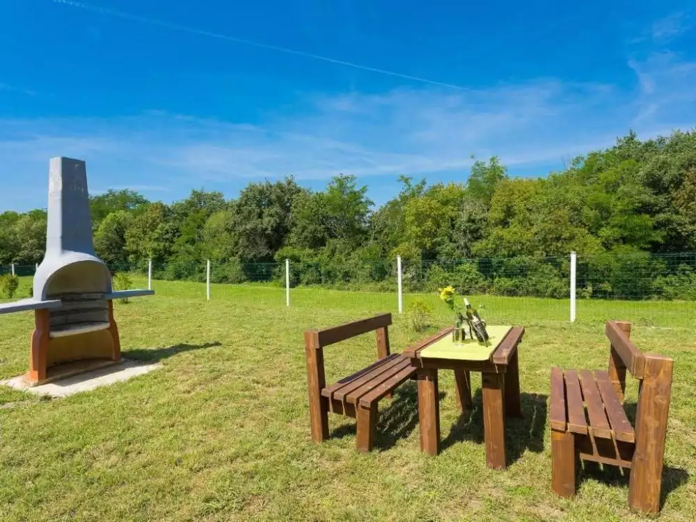 Hotels 1m² in Italy, Mutignano. Priced at 1765000€ rent photo-18