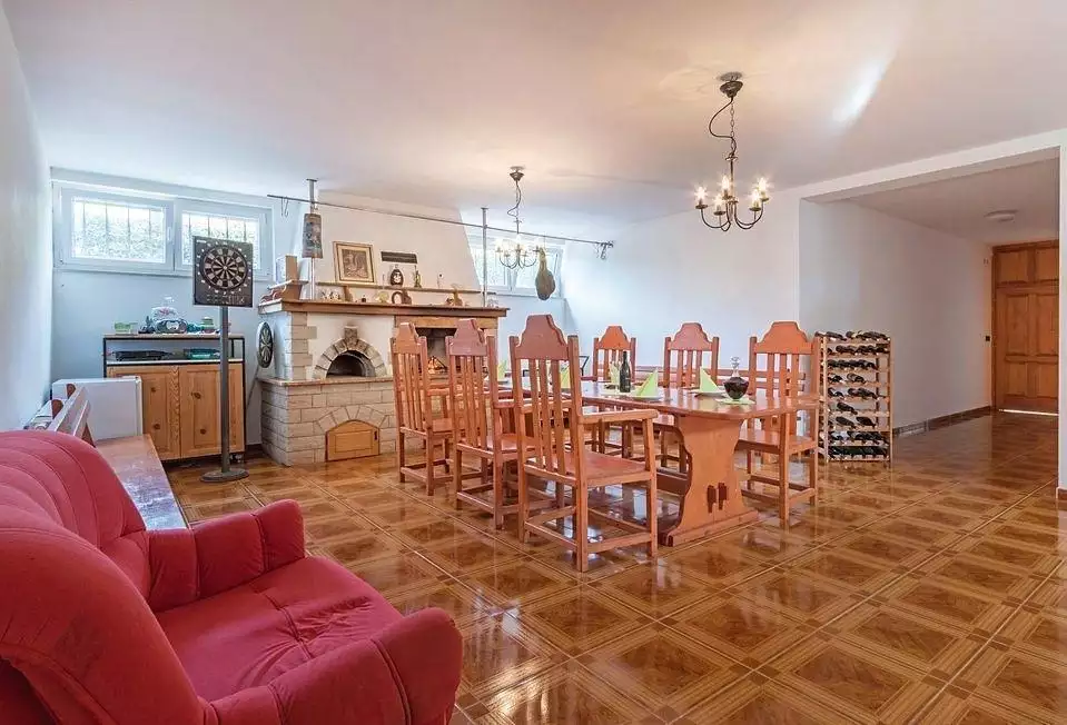 Hotels 531m² in Croatia, Vodnjan. Priced at 1150000€ rent photo-23