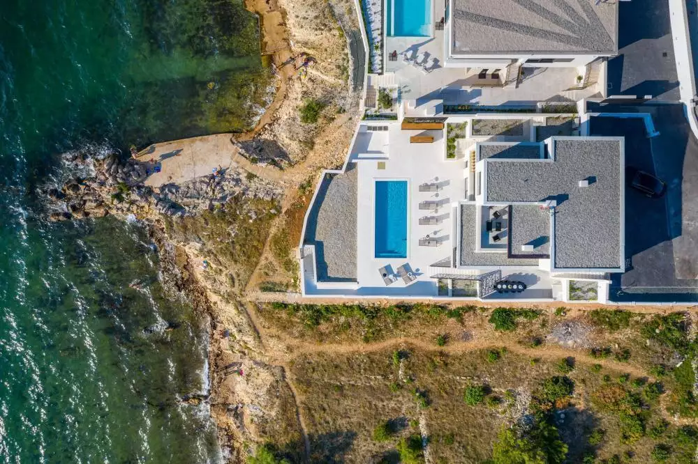 Villa 350m² in Croatia, Zadar. Priced at 2950000€ rent photo-5