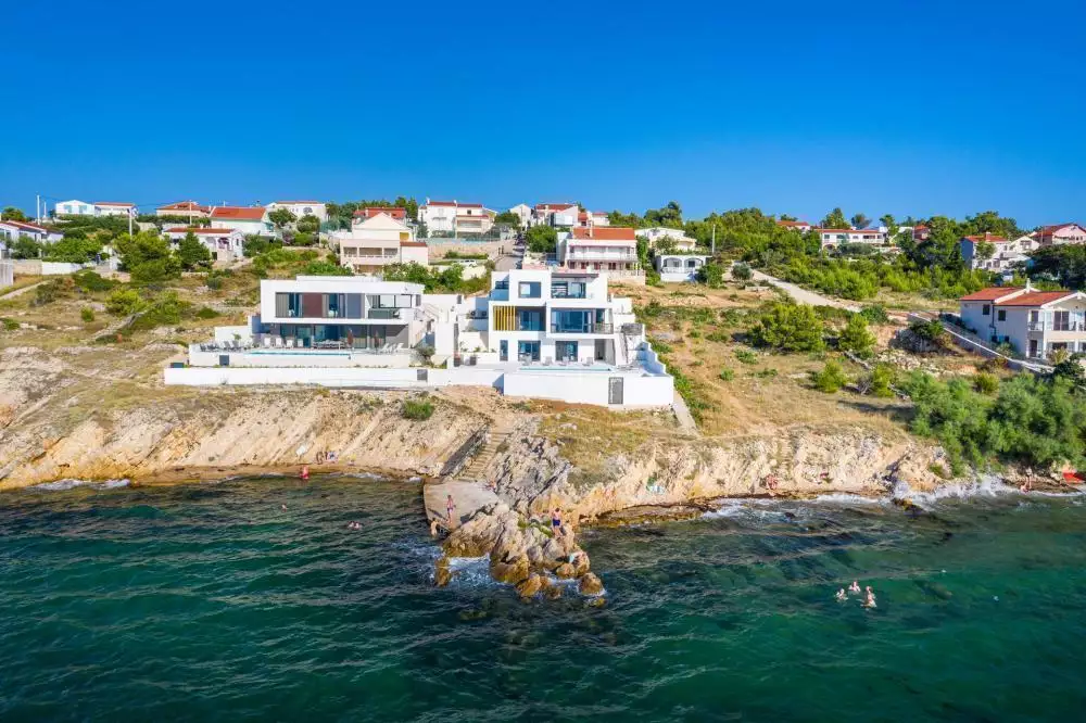 Villa 350m² in Croatia, Zadar. Priced at 2950000€ rent photo-7