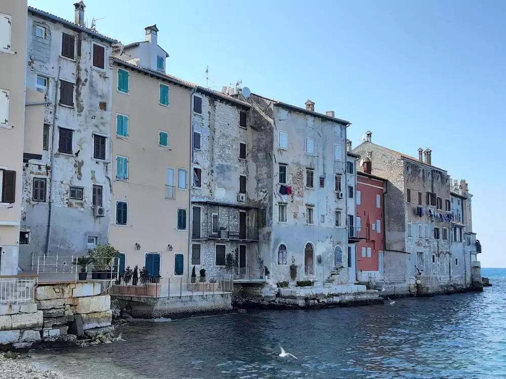 Villa 400m² in Croatia, Rovinj. Priced at 3000000€ rent photo-21