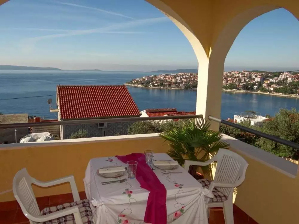 Hotels 330m² in Croatia, Ciovo. Priced at 1000000€ rent photo-13