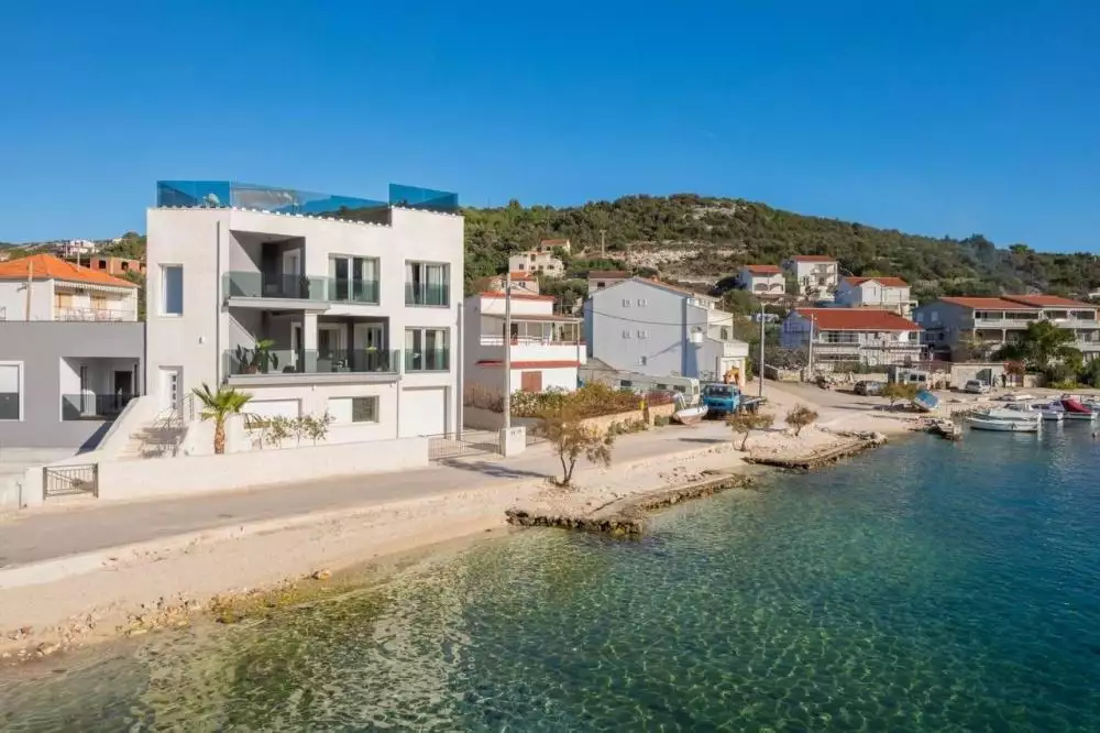 Villa 330m² in Spain, La Marina. Priced at 1400000€ rent photo-3