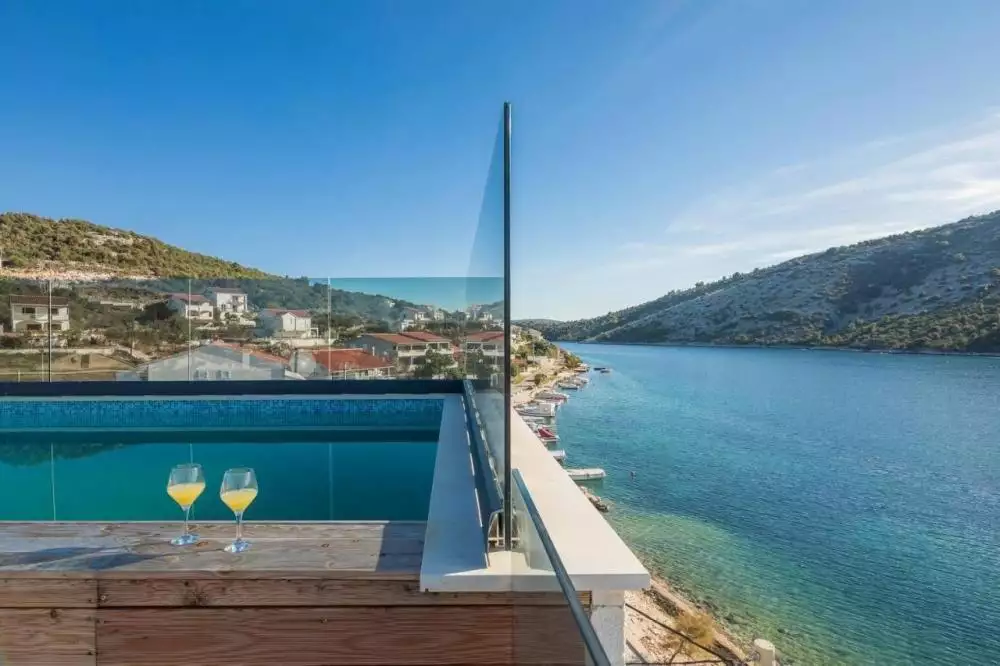 Villa 330m² in Spain, La Marina. Priced at 1400000€ rent photo-4