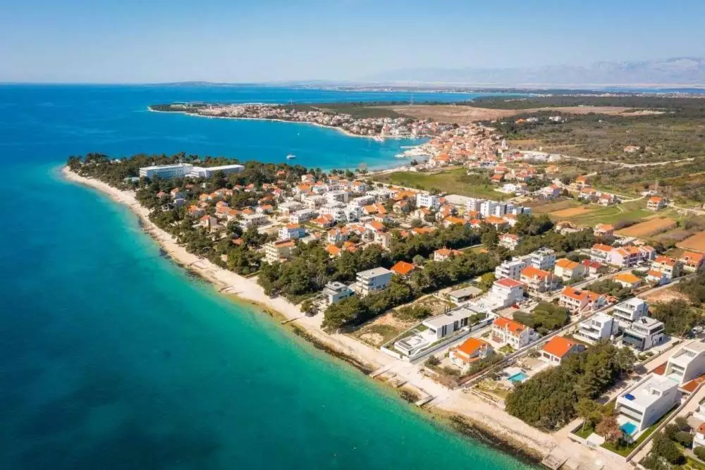 Villa 343m² in Croatia, Zadar. Priced at 2250000€ rent photo-10