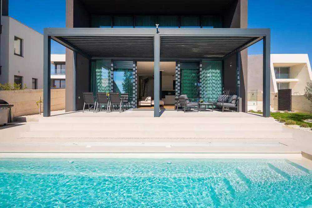 Villa 343m² in Croatia, Zadar. Priced at 2250000€ rent photo-11