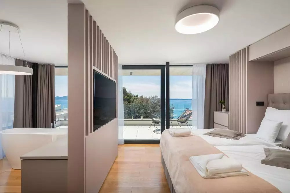 Villa 343m² in Croatia, Zadar. Priced at 2250000€ rent photo-16