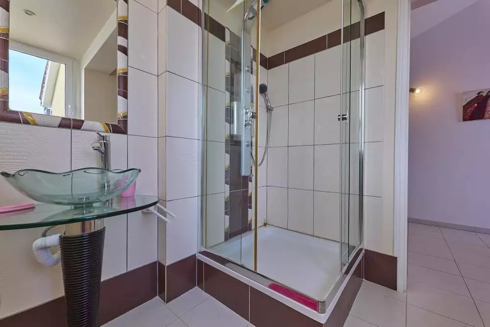 Villa 304m² in Croatia, Ciovo. Priced at 2700000€ rent photo-11