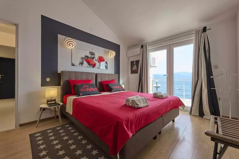 Villa 304m² in Croatia, Ciovo. Priced at 2700000€ rent photo-17