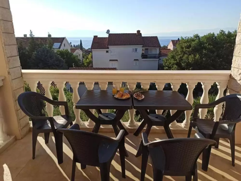 Hotels 560m² in Croatia, Malinska. Priced at 1400000€ rent photo-10