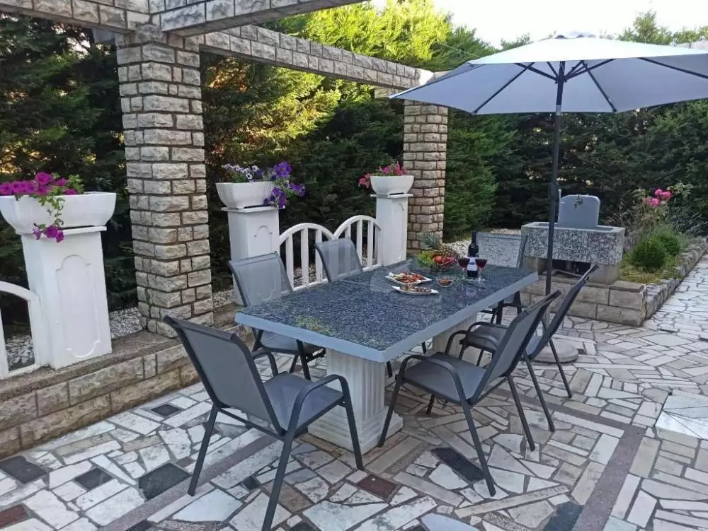 Hotels 560m² in Croatia, Malinska. Priced at 1400000€ rent photo-11