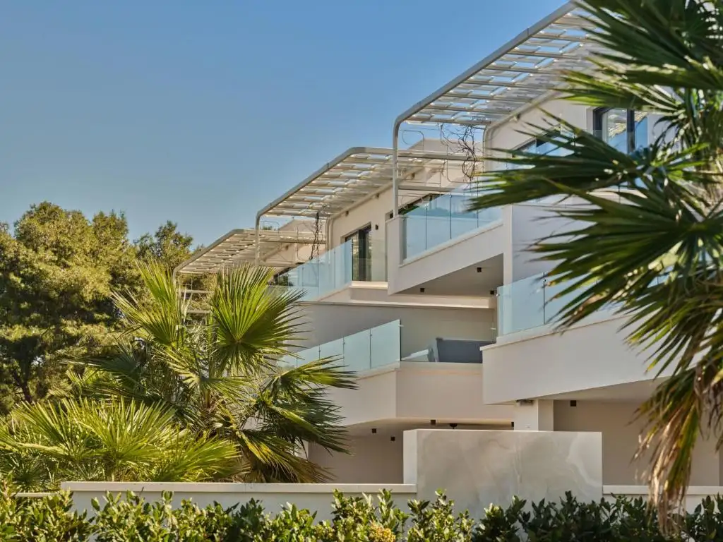 Villa 400m² in Croatia, Ciovo. Priced at 2500000€ rent photo-20