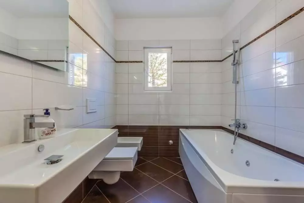 Hotels 353m² in Turkey, Trabzon. Priced at 1200000€ rent photo-17