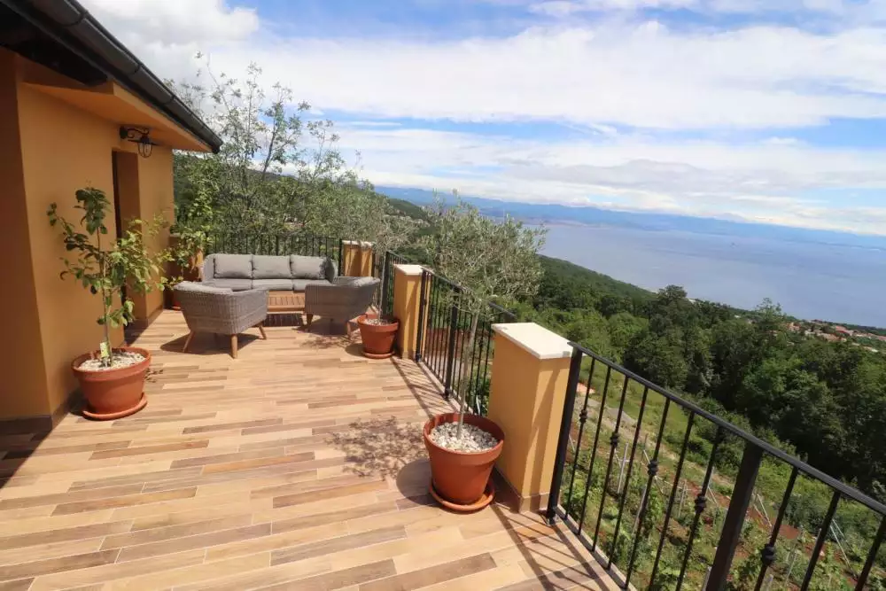 Villa 280m² in Croatia, Opatija. Priced at 1600000€ rent photo-5