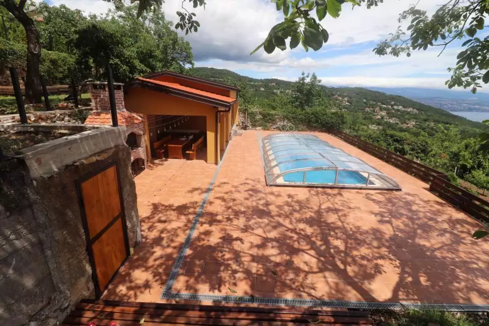 Villa 280m² in Croatia, Opatija. Priced at 1600000€ rent photo-8