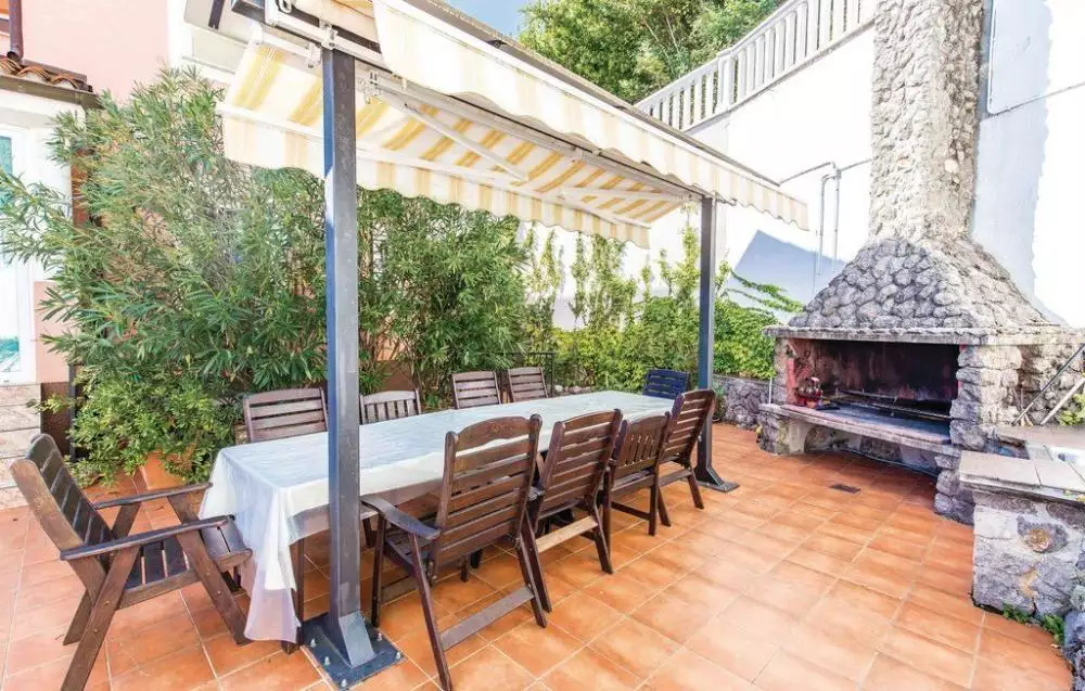 Villa 489m² in Croatia, Opatija. Priced at 1000000€ rent photo-9