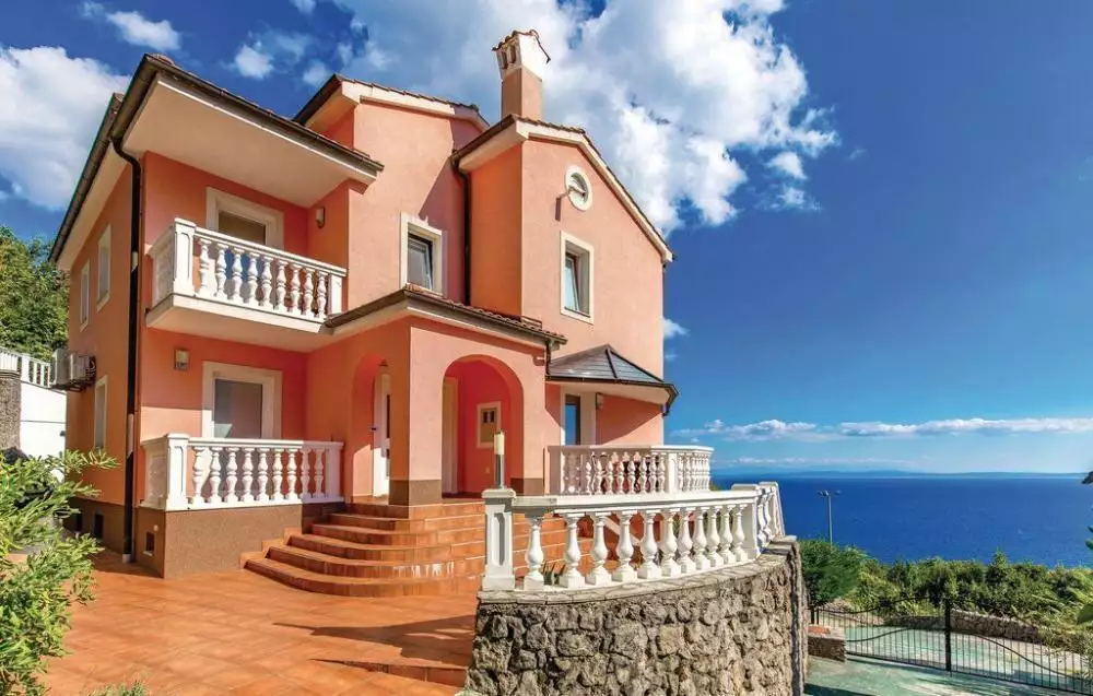 Villa 489m² in Croatia, Opatija. Priced at 1000000€ rent photo-19