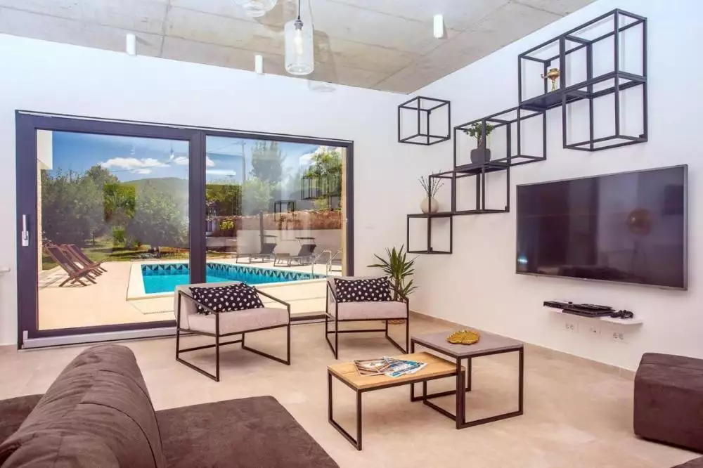Villa 300m² in Croatia, Split. Priced at 1000000€ rent photo-15
