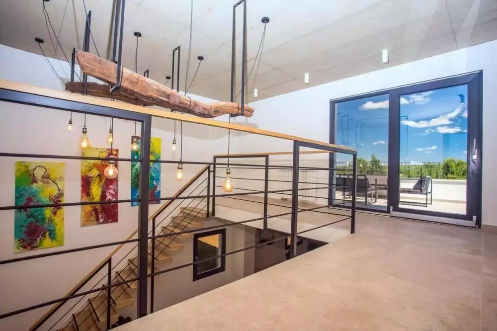 Villa 300m² in Croatia, Split. Priced at 1000000€ rent photo-24
