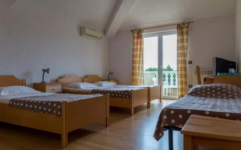Hotels 262m² in Croatia, Umag. Priced at 727000€ rent photo-23