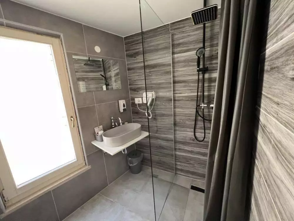 Hotels 240m² in Croatia, Umag. Priced at 1400000€ rent photo-9