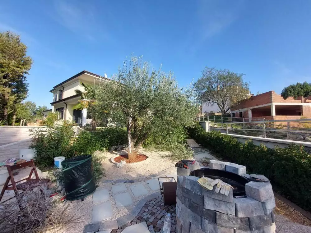 Villa 390m² in Croatia, Rovinj. Priced at 900000€ rent photo-22