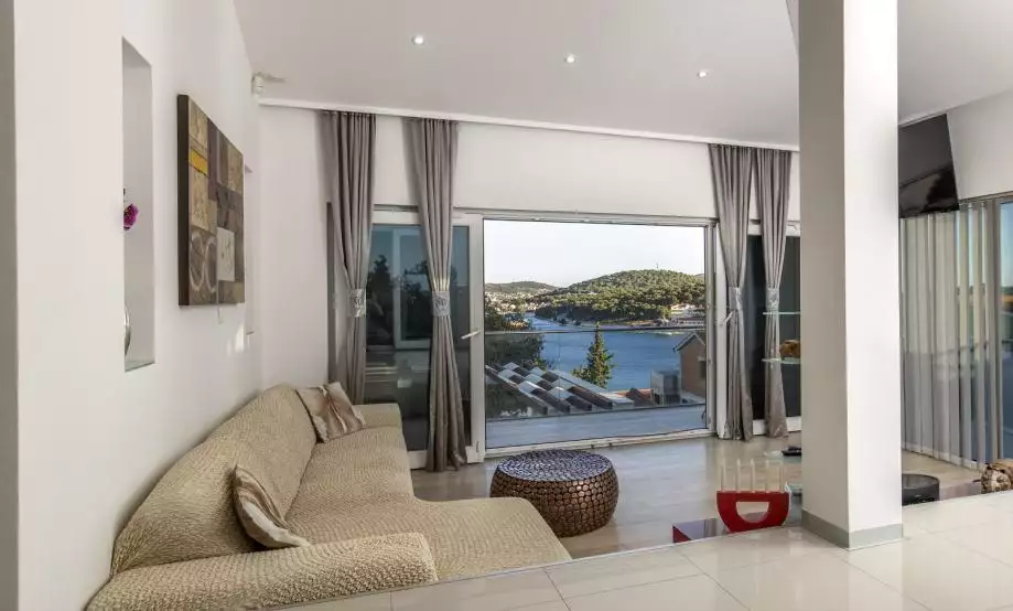 Hotels 350m² in Croatia, Rogoznica. Priced at 940000€ rent photo-25