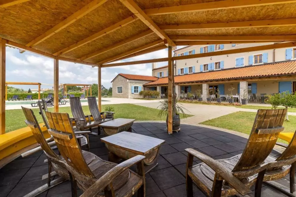 Hotels 900m² in Croatia, Pula. Priced at 3000000€ rent photo-14