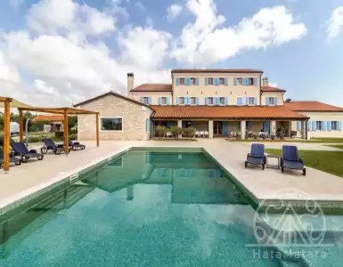 Buy in Croatia for 3000000€