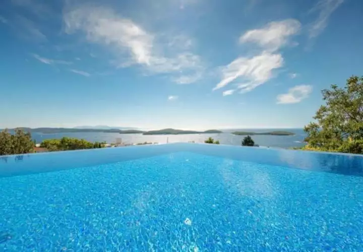 Villa 280m² in Croatia, Hvar. Priced at 5000000€ rent photo-1
