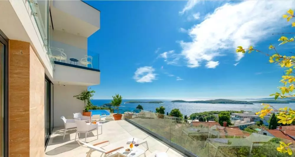 Villa 280m² in Croatia, Hvar. Priced at 5000000€ rent photo-6