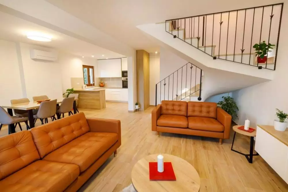 Villa 464m² in Croatia, Kastela. Priced at 1999999€ rent photo-14