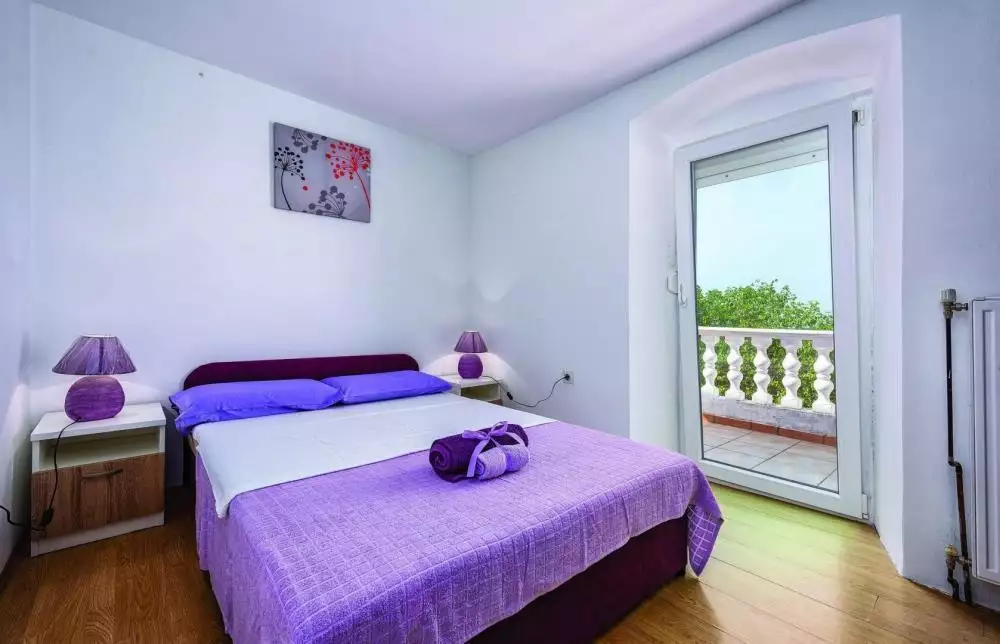 Villa 220m² in Croatia, Brtonigla. Priced at 550000€ rent photo-14
