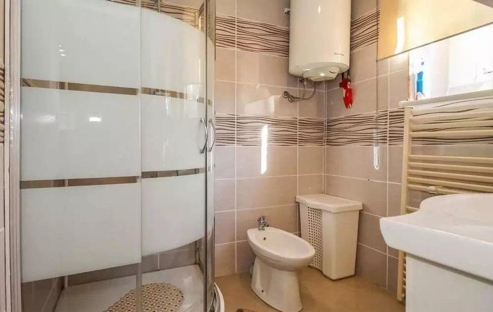 Villa 220m² in Croatia, Brtonigla. Priced at 550000€ rent photo-17