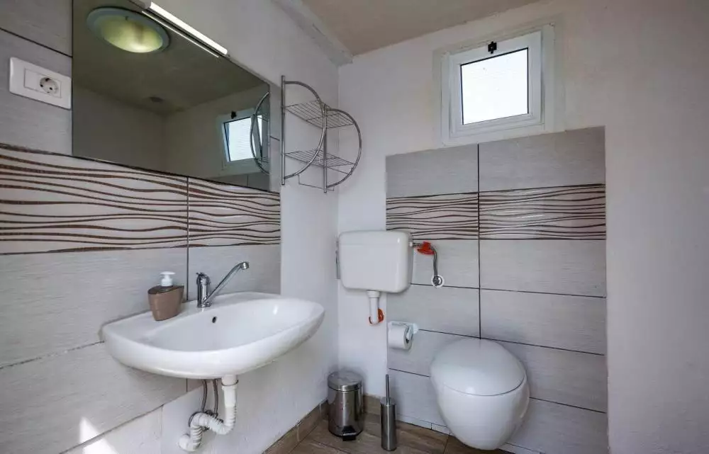 Villa 220m² in Croatia, Brtonigla. Priced at 550000€ rent photo-18