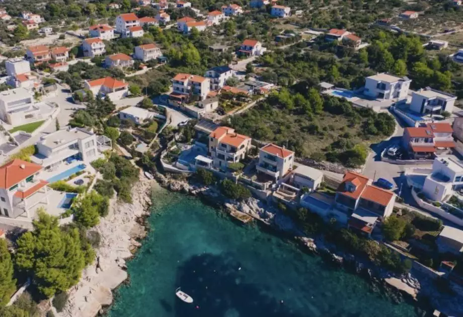 Villa 280m² in Croatia, Rogoznica. Priced at 600000€ rent photo-9