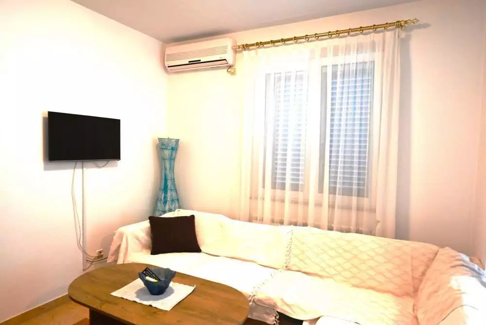 Hotels 1007m² in Croatia, Rovinj. Priced at 3000000€ rent photo-15