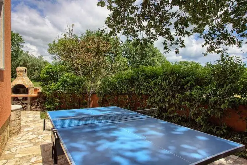 Villa 360m² in Croatia, Medulin. Priced at 800000€ rent photo-17