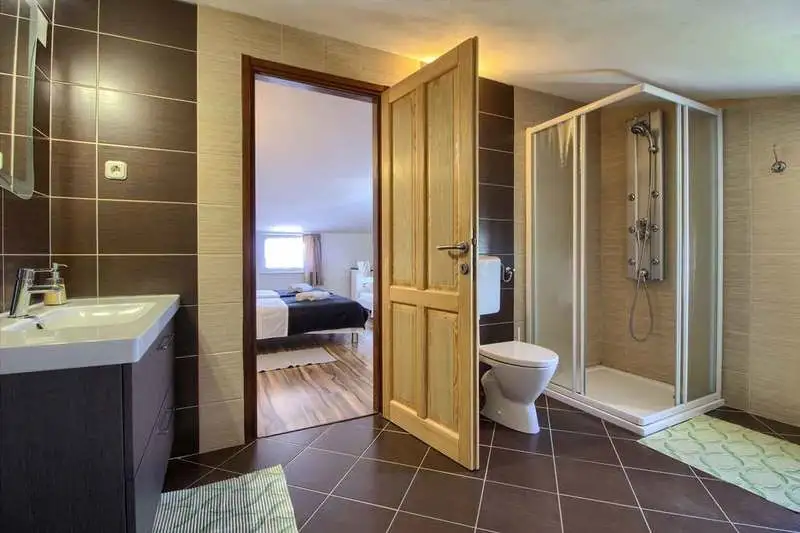 Villa 360m² in Croatia, Medulin. Priced at 800000€ rent photo-13