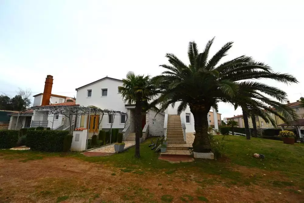 Hotels 750m² in Croatia, Medulin. Priced at 2500000€ rent photo-4