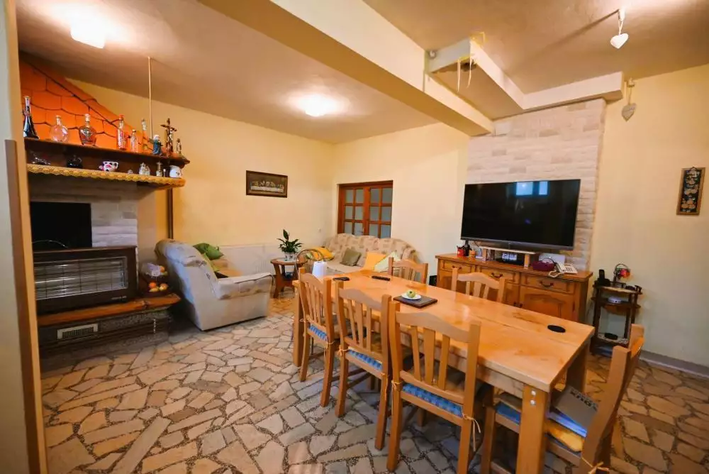 Hotels 750m² in Croatia, Medulin. Priced at 2500000€ rent photo-18